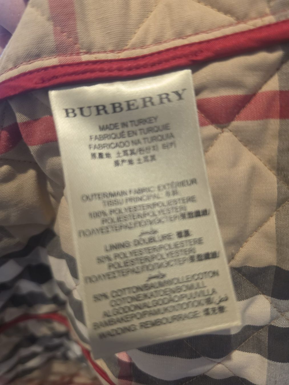 Burberry Giacche: Burberry Brit gesteppte Jacke rot Orginal  – Usato da Wolfertswil venduto da Antiko 3