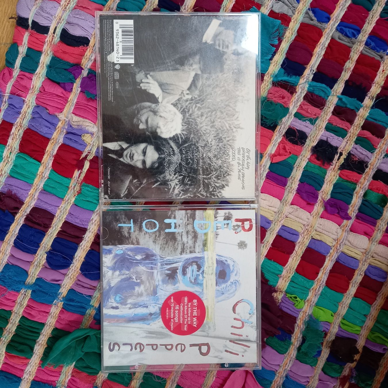 CD: Red hot chili peppers- by... – Usato da St-Cergue venduto da VeganWarrior