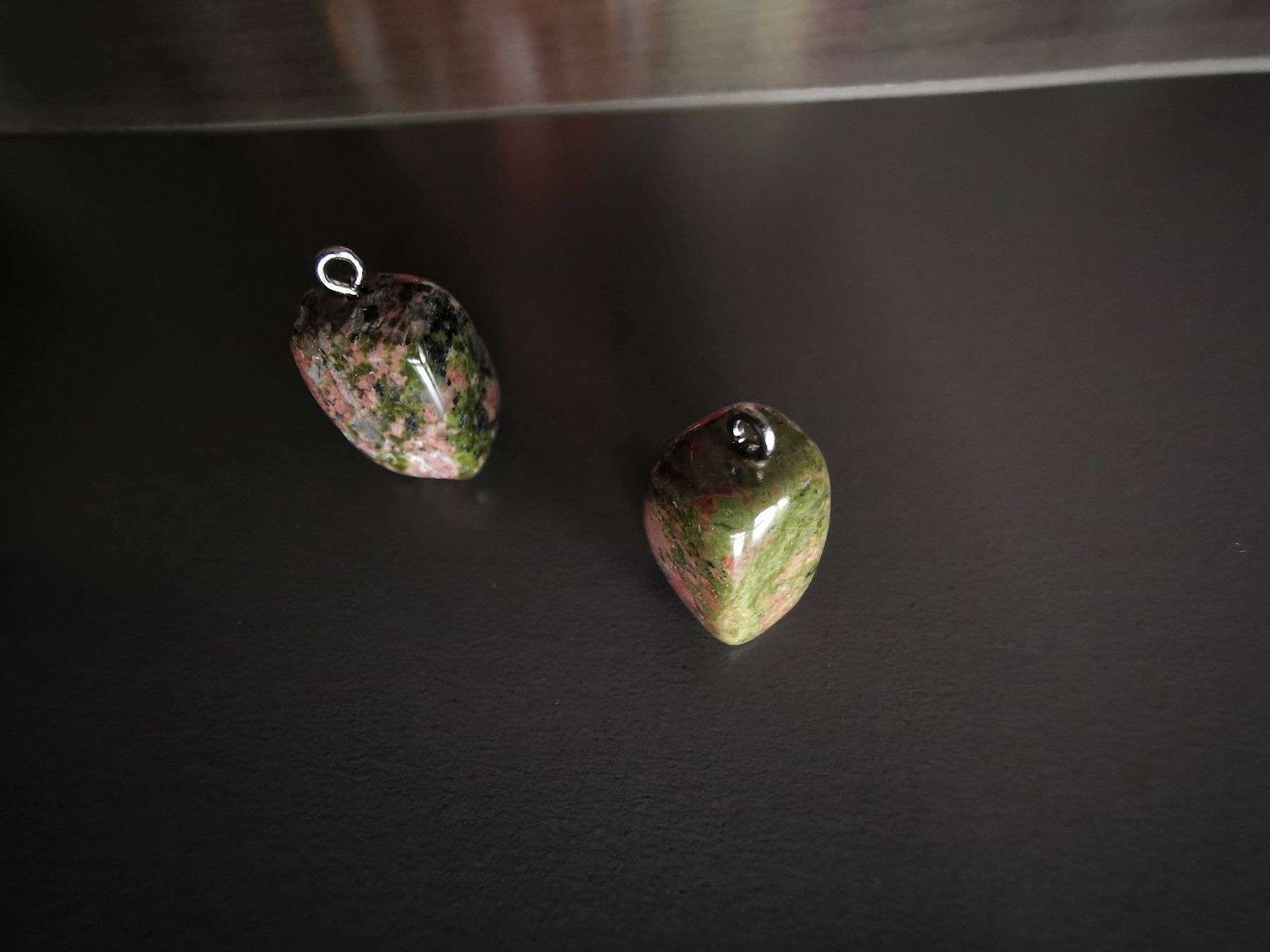 Ciondoli: 2 PENDENTIFS EN JASPE – Usato da Carouge GE venduto da nat_fc8l 3