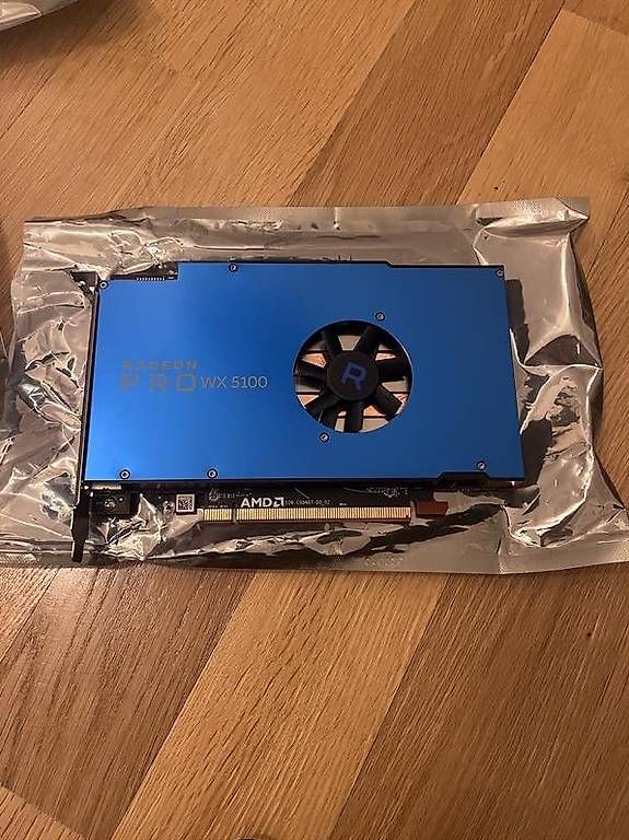 PC: AMD Workstation Grafikkarten VB – Usato da Alpnach Dorf venduto da nik_qt2d 2
