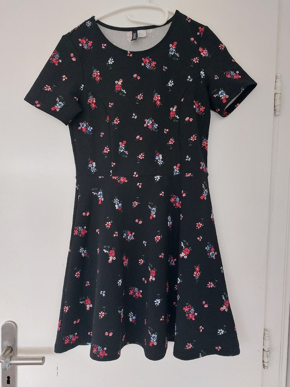 H&M Vestiti: schönes kleid – Usato da Abtwil SG venduto da brigittep