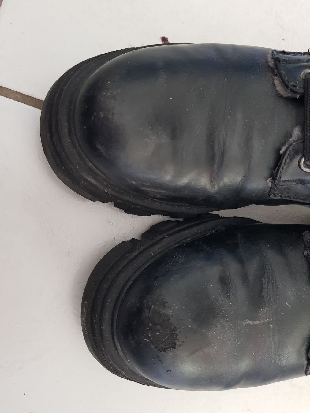 Scarpe da donna: bottes – Usato da Hermance venduto da Triplebizzo 2