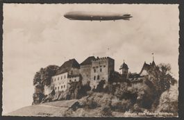 AK AG, ca. 1930: LENZBURG, Zeppelin über Schloss