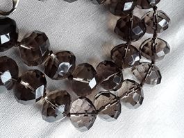 Exclusives facettiertes RAUCH Quarz Collier