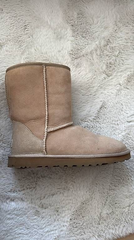Chaussures femmes: UGG Boots  – D'occasion à Uster par nat_w6qv 1