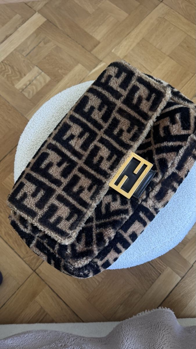 Fendi Borse da donna: Fendi baguette wool – Usato da Genève venduto da val_5jbf