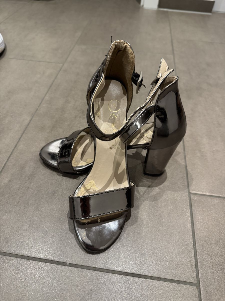 Scarpe da donna: High Heeld metallsilber (36) – Usato da Balgach venduto da fad_jb55