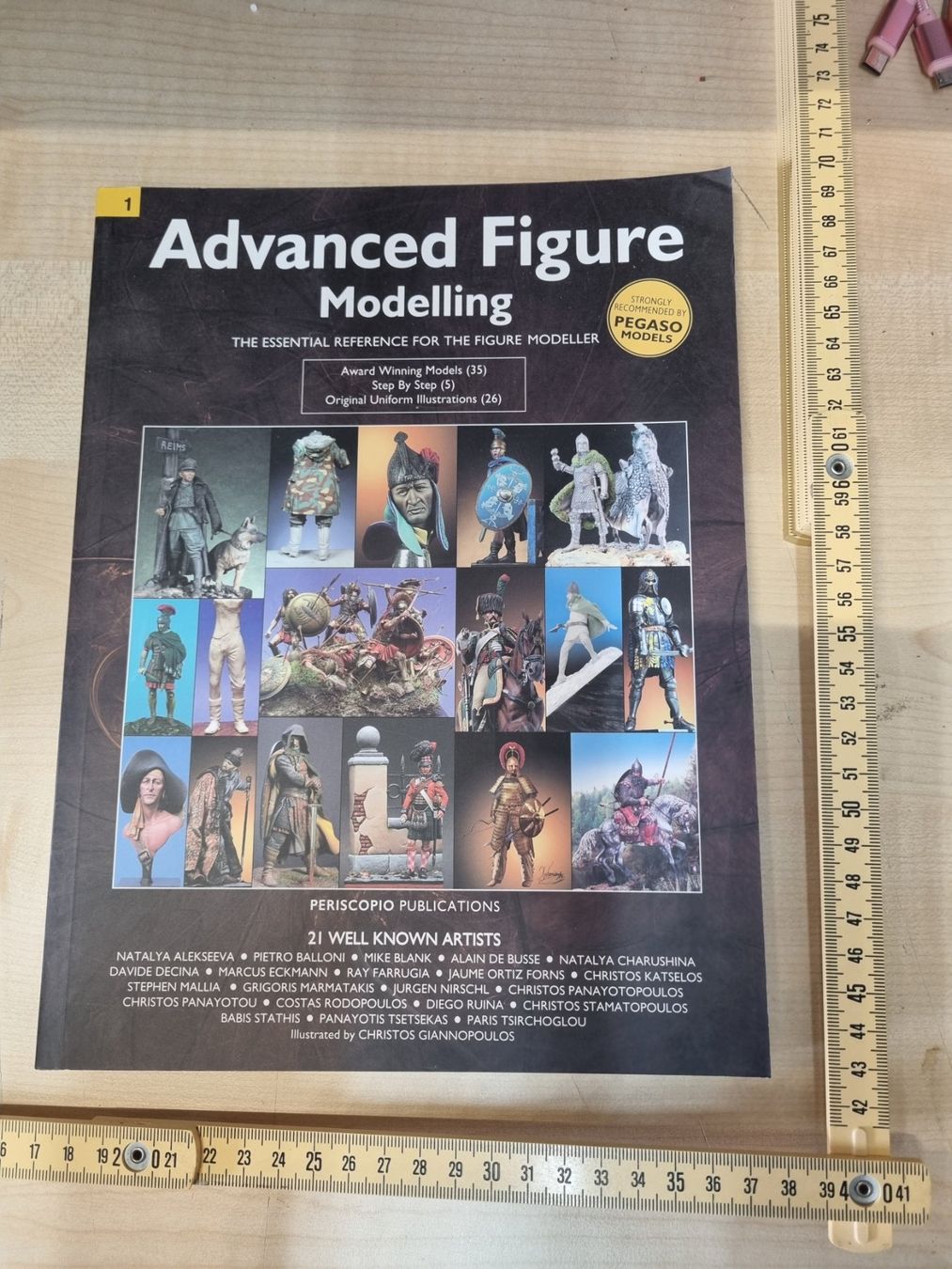 Modellbausätze & Standmodelle: MODELLBAUBUCH FIGUREN 165 S. – Gebraucht aus Männedorf von Modell-Spezialisten 1