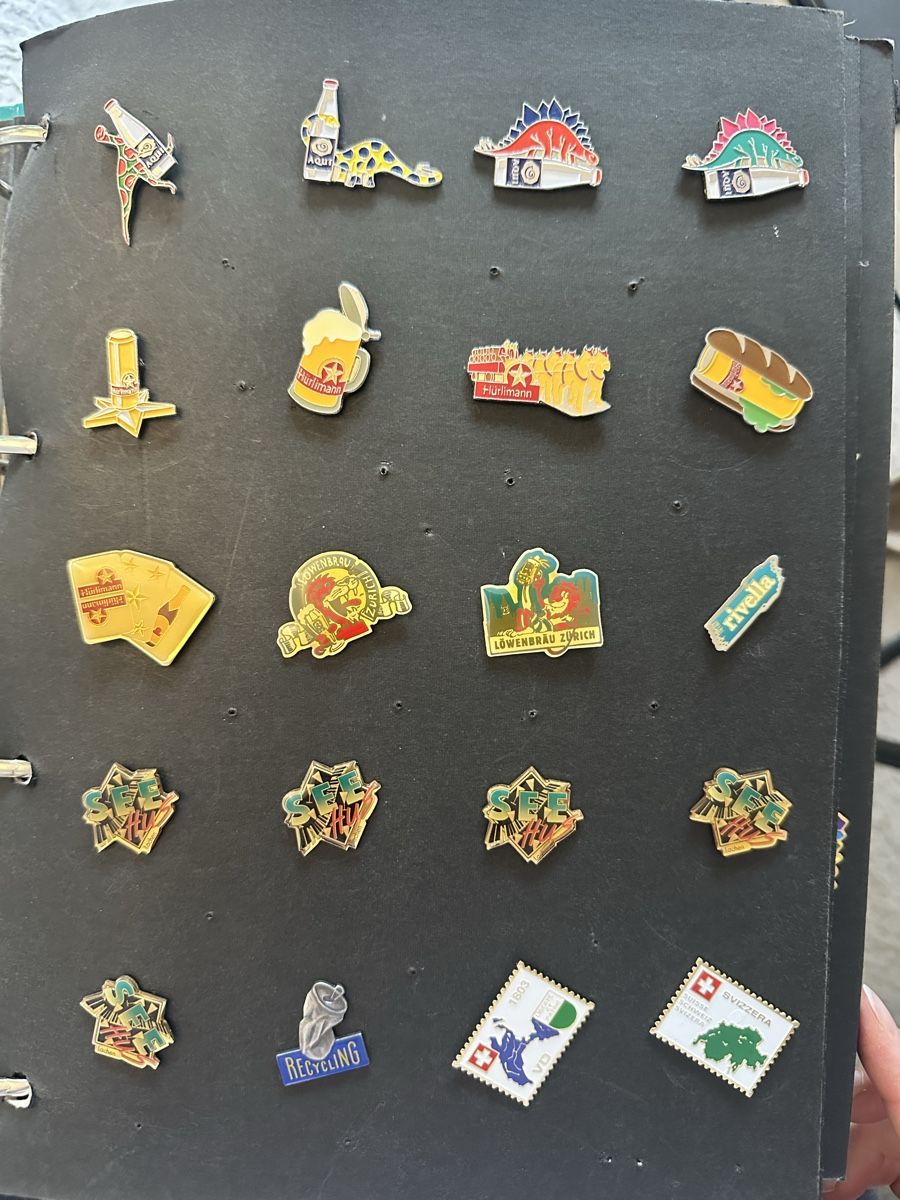 Alben: Vintage Pin Sammlung 80er/90er – Gebraucht aus Zumikon von kis_k9f5 9