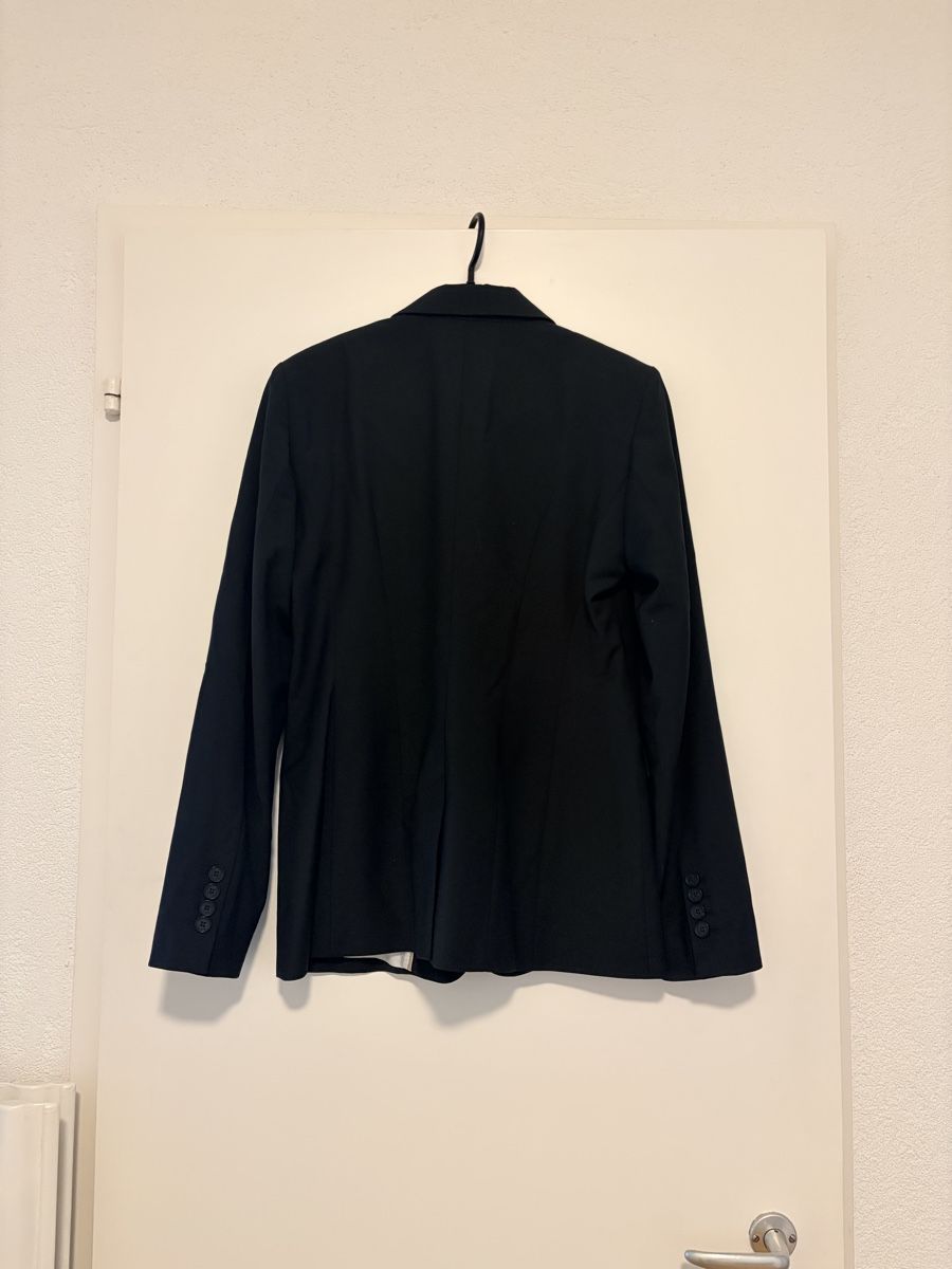 Navyboot Anzüge & Kostüme: Navyboot Black Suit Jacket/Blazer (size 36) – Neu (gemäss Beschreibung) aus Zürich von Bia_5w75 1
