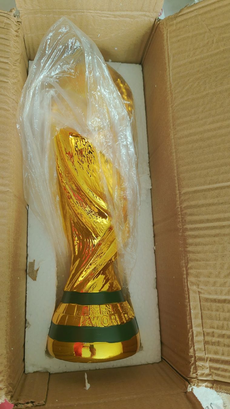 Sonstiges zum Sammeln & Seltenes: wm pokal 2026   36 cm hoch – Neu und originalverpackt aus Schöftland von magicX01 2