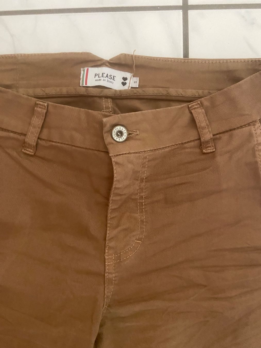 Please Jeans Pantaloni: Hose gr .S Please NP 130 ein mal getragen. – Usato da Gossau SG venduto da lubenica07 2