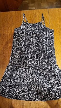 Tolles Sommerkleid Gr. 134