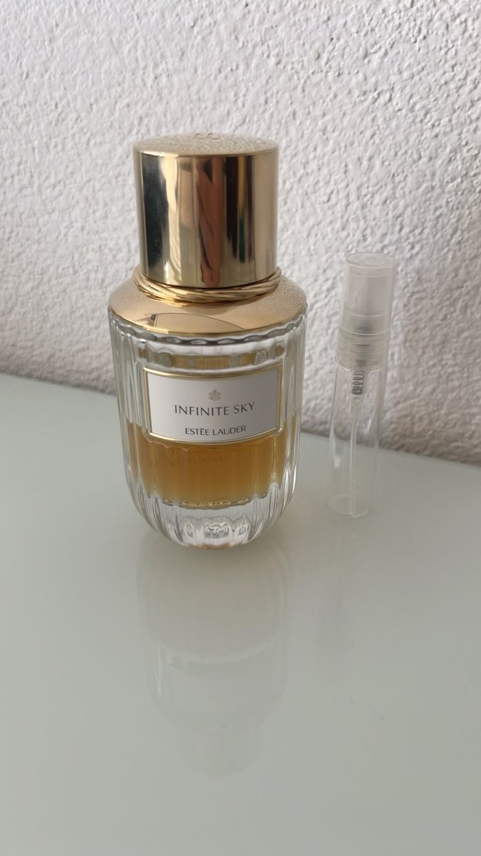 Estée Lauder Profumi & Eau de Toilette: Estée Lauder Infinite Sky Parfum - 5ml Abfüllung – Nuovo (secondo la descrizione) da Aesch BL venduto da san_trv5