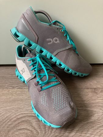On Running Schuh / Cloud X / Damen / Gr. 40.5 / 2x getragen