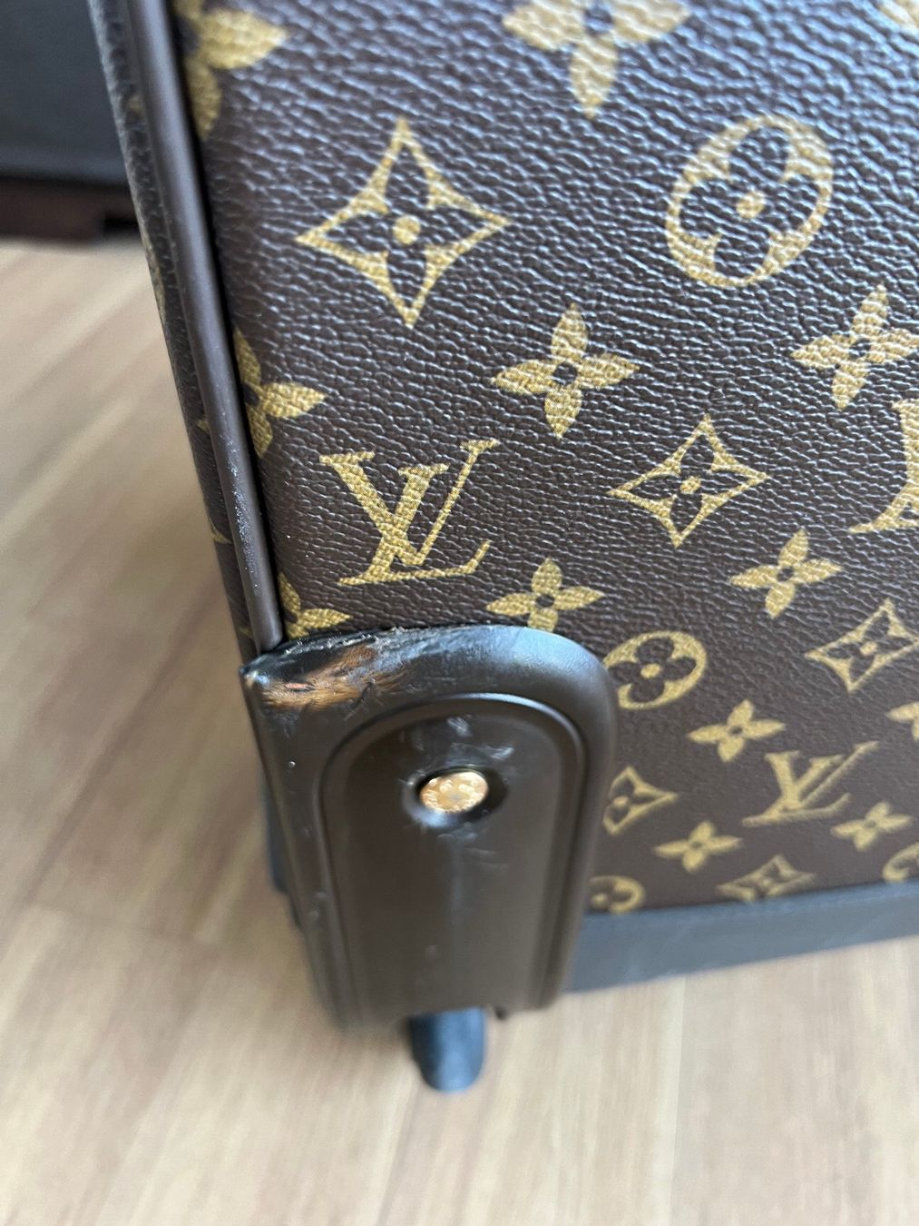 Altro in Aeronautica: Louis Vuitton Rollkoffer Pegase 55 – Usato da Zollikon venduto da Chica13.11. 4