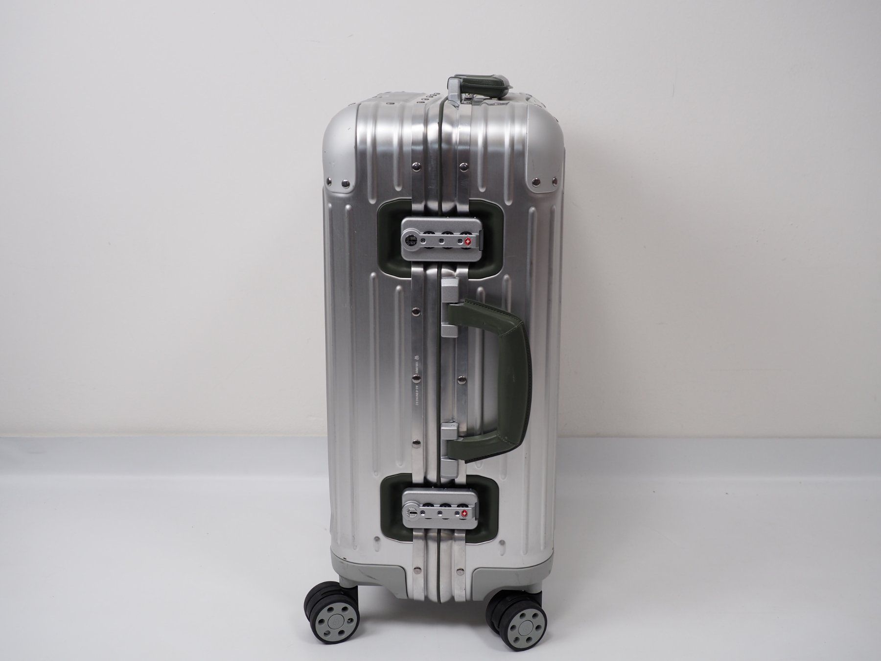 Rimowa Topas Rimowa Original Cabin Review Lifetime Guarantee