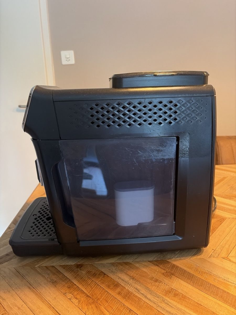Philips Macchine per caffè & Macchine per espresso: Philips 2200 series EP2220/10 - Automatic Coffee Machine – Usato da Zürich venduto da mar_6sdk 2