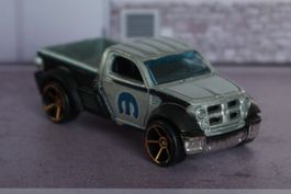 HotWheels Dodge Pick-up COOL !!!!!!!!!!!!!