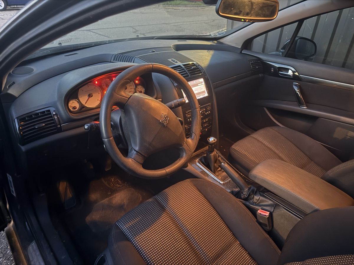 Peugeot Automobili: Peugeot 407 1.6hdi -2010 – Usato da Rümikon Ag venduto da tom_66hh 2