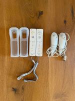 Nintendo Wii Controller Set