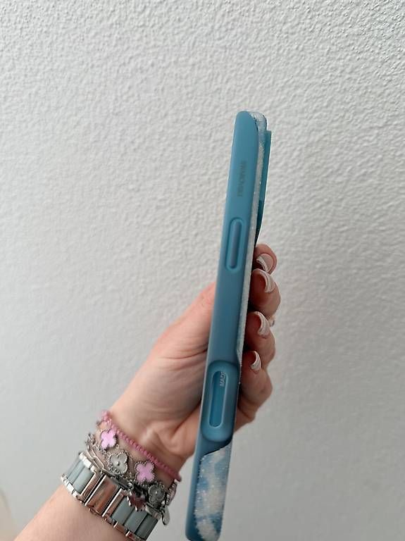 Swarovski Cover & Protezioni schermo: Swarovski Hülle iPhone 17 Pro Max – Usato da Rotkreuz venduto da andgav11 3