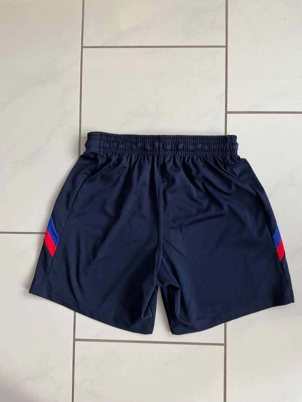 FC Basel Pantaloni: Fc Basel Trainings Shorts 146-158 – Usato da Biel-Benken BL venduto da Sahra1 2