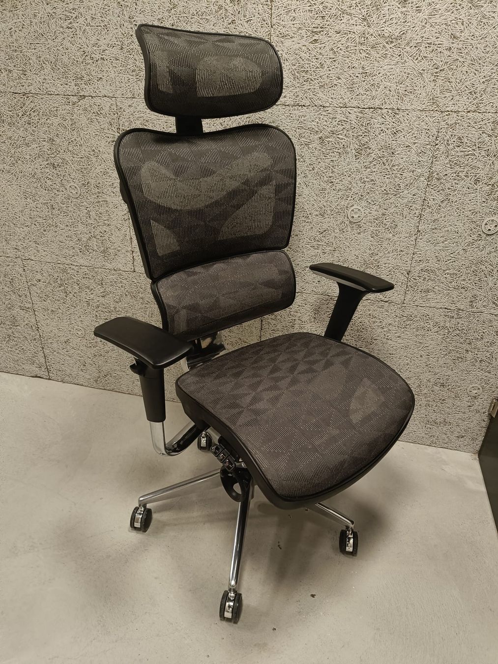 Chaises: Bürostuhl – Neuf (Voir description) à Männedorf par alexzaw