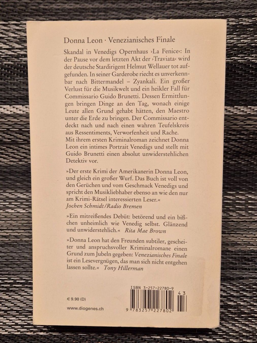 Libri: Donna Leon: "Venezianisches Finale" – Usato da Rüttenen venduto da Mushorn 1