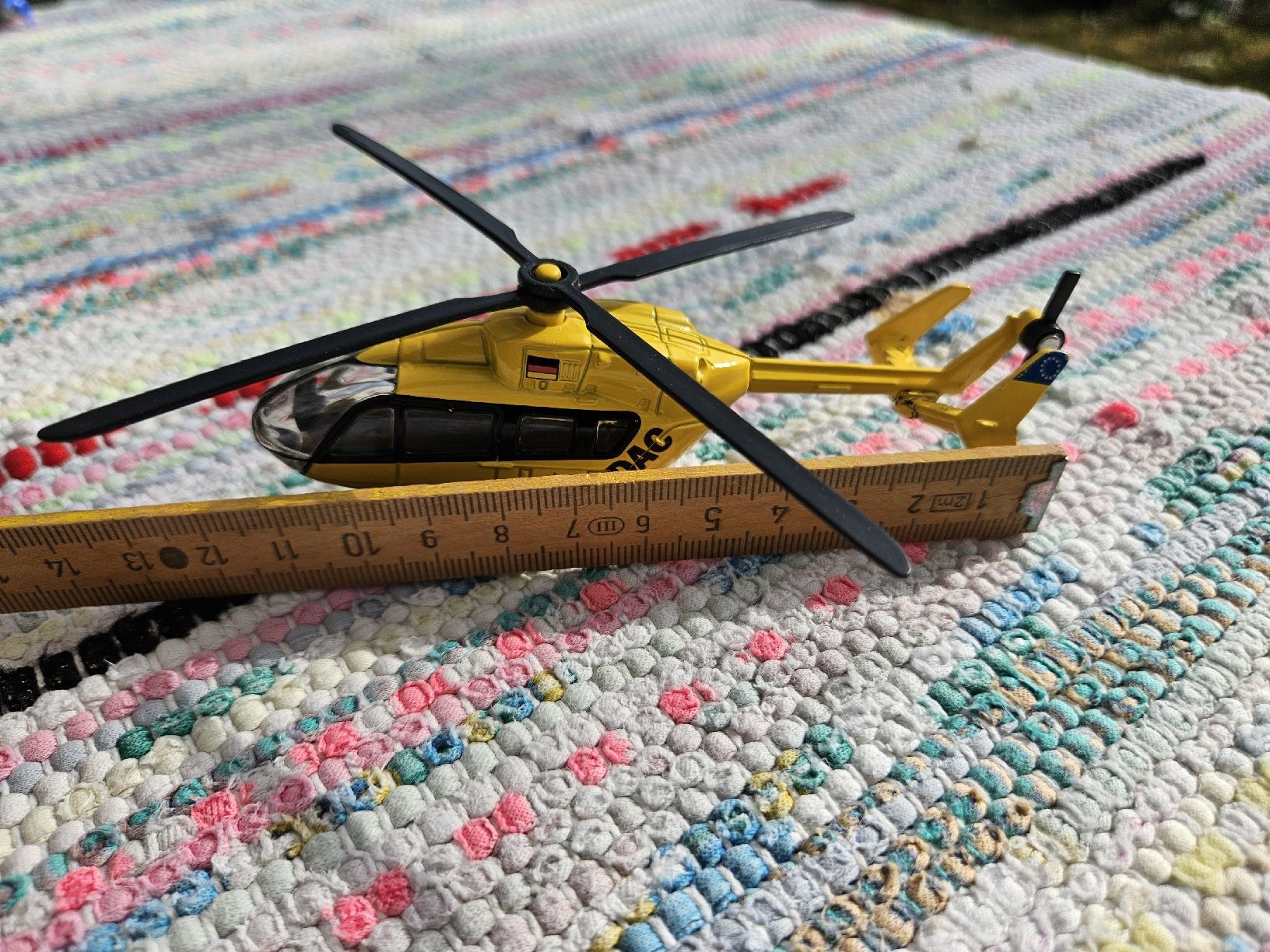 Kit di modellismo & Modellini statici: ADAC Helikopter, gelb, bespielt – Usato da Wettingen venduto da Sk8ertomda 3
