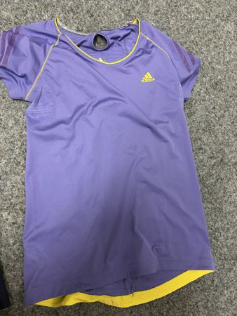 Damen T-Shirt Adidas Grösse S lilac guter Zustand