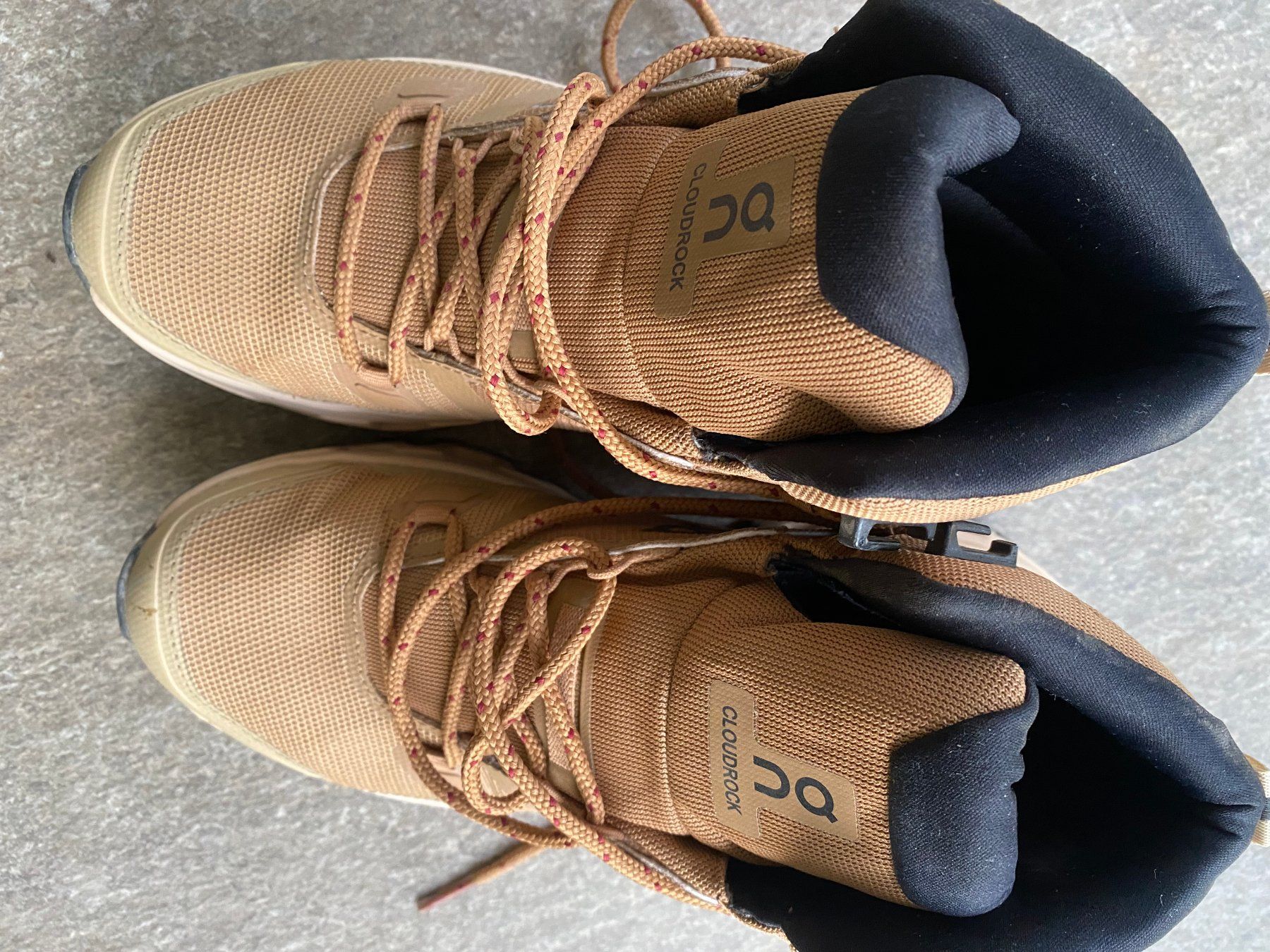 On Scarpe da donna: WANDERN   Cloudrock Mid WP Sphinx | Sand Grösse: 38(W) – Nuovo (secondo la descrizione) da Herrliberg venduto da catherinestalder 5