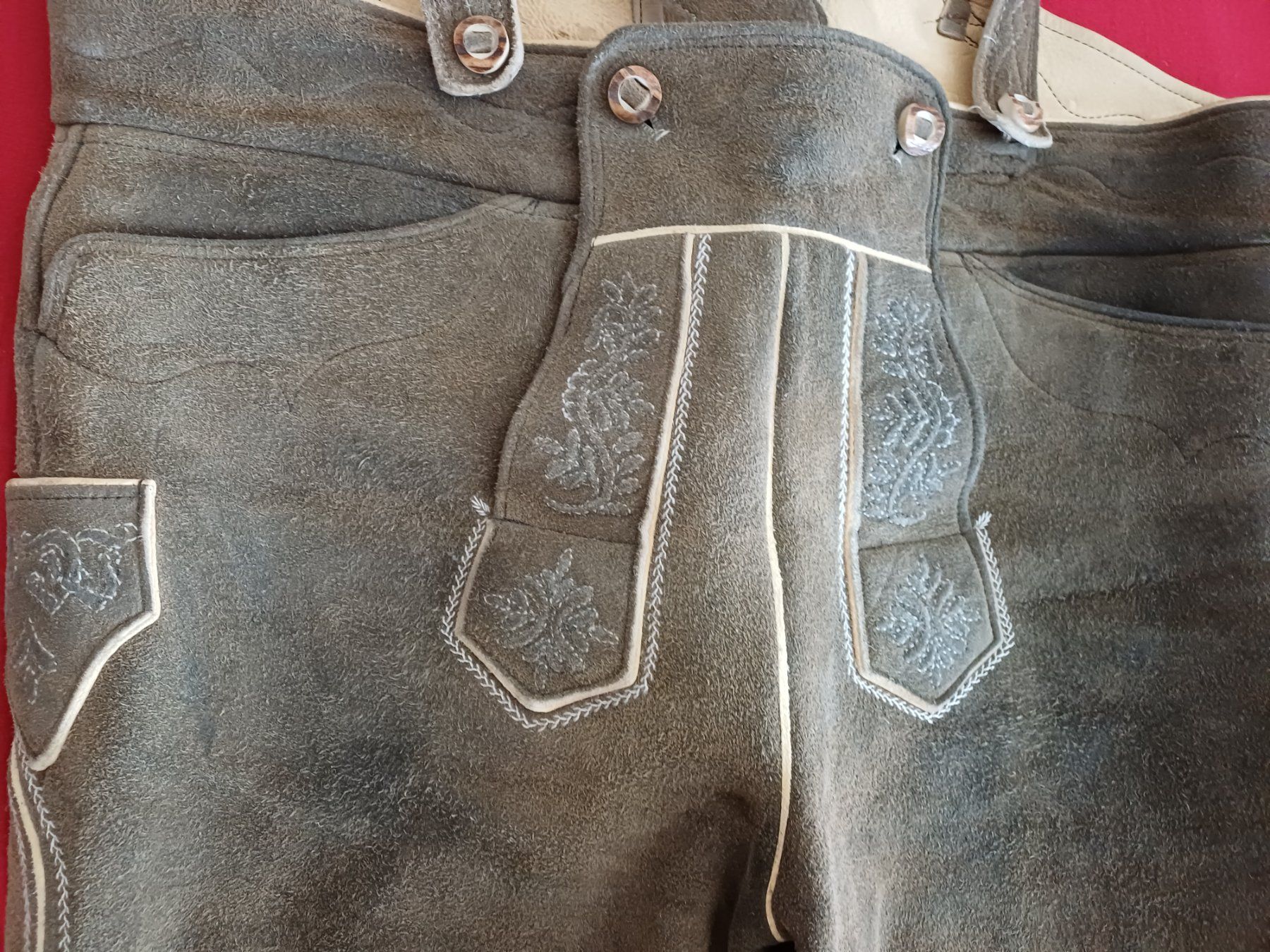 Hosen: Hirschlederhose – Gebraucht aus Ruggell von fl9491 1