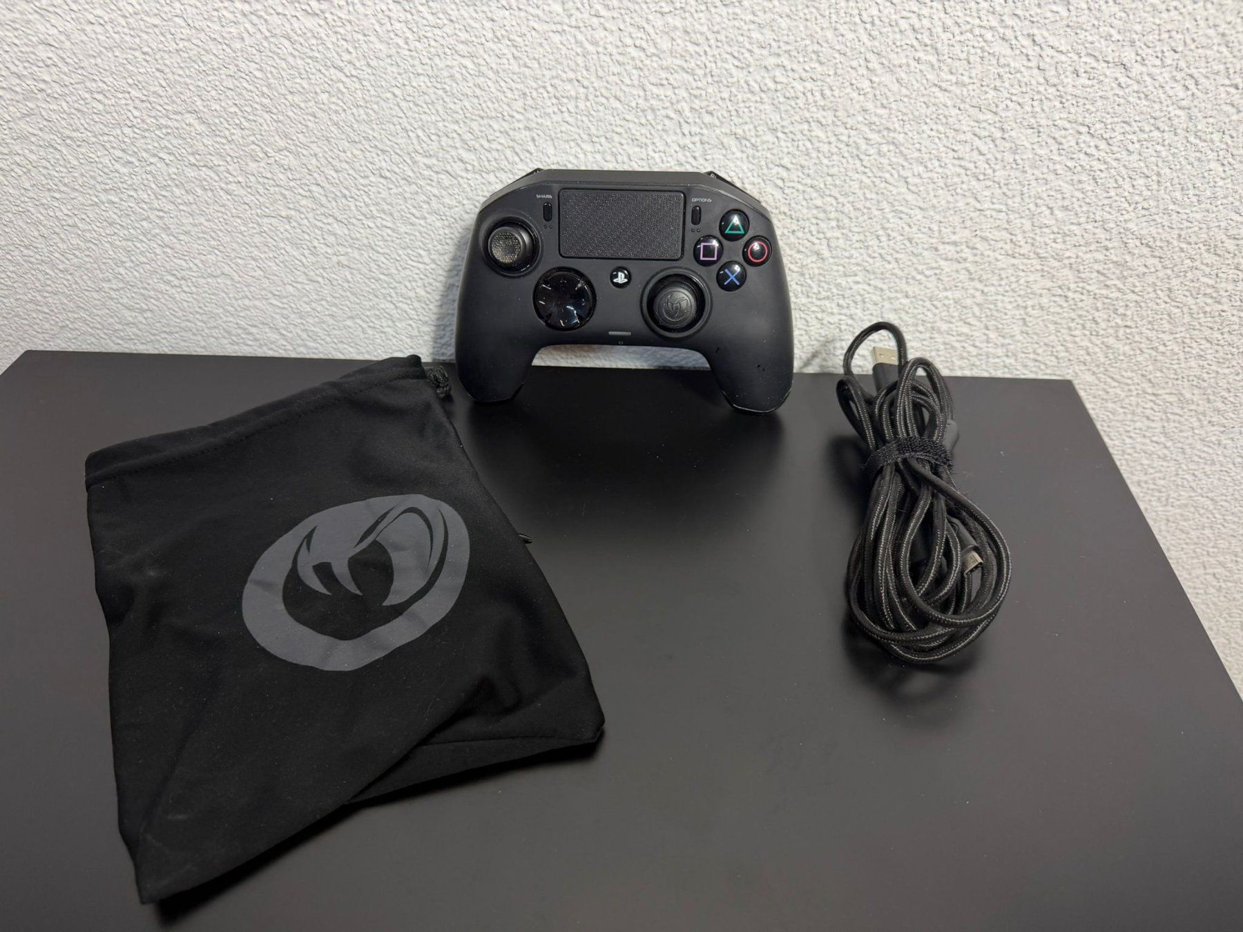 Controller: Nacon Revolution Pro Controller PS4/PC – Usato da Lyss venduto da Prodified23