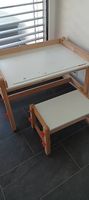 Kinderschreibtisch mit Kinderbank