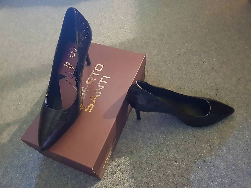 Scarpe da donna: NEUF Chaussures à talon noires, pointure 39 – Usato da Châtel-St-Denis venduto da max_fri