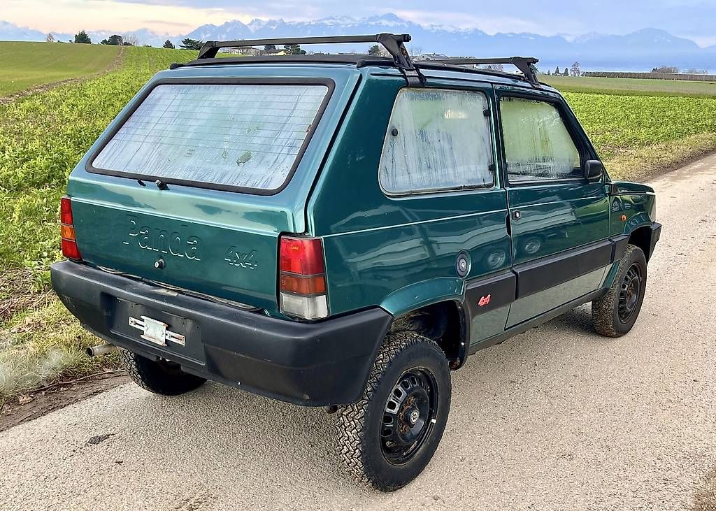 Fiat Automobili: Fiat panda 4x4  1.1 toit ouvrant – Usato da Denges venduto da Stojanov18 2