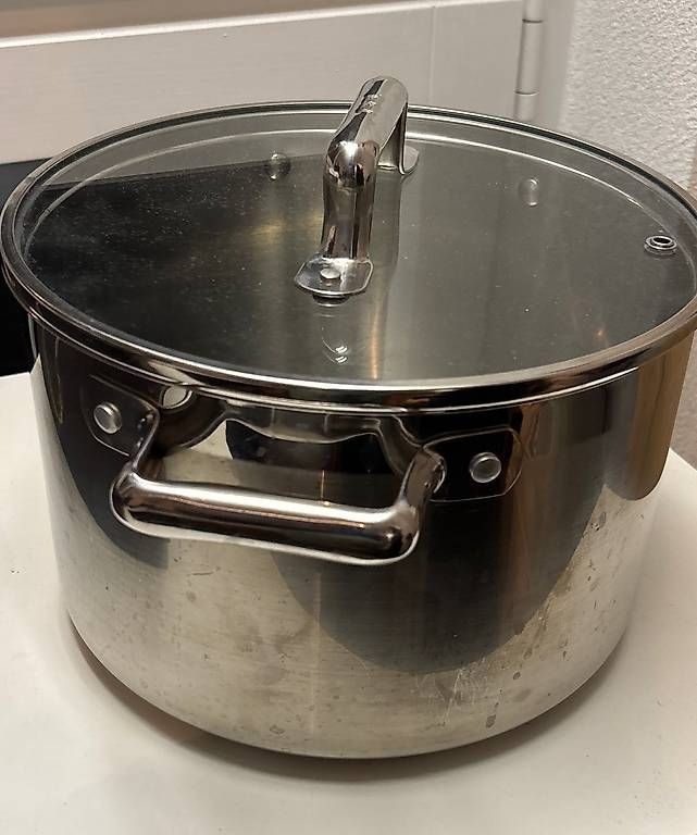 Poêles: Pfanne 6.5 Liter – D'occasion à Chur par chrischi15