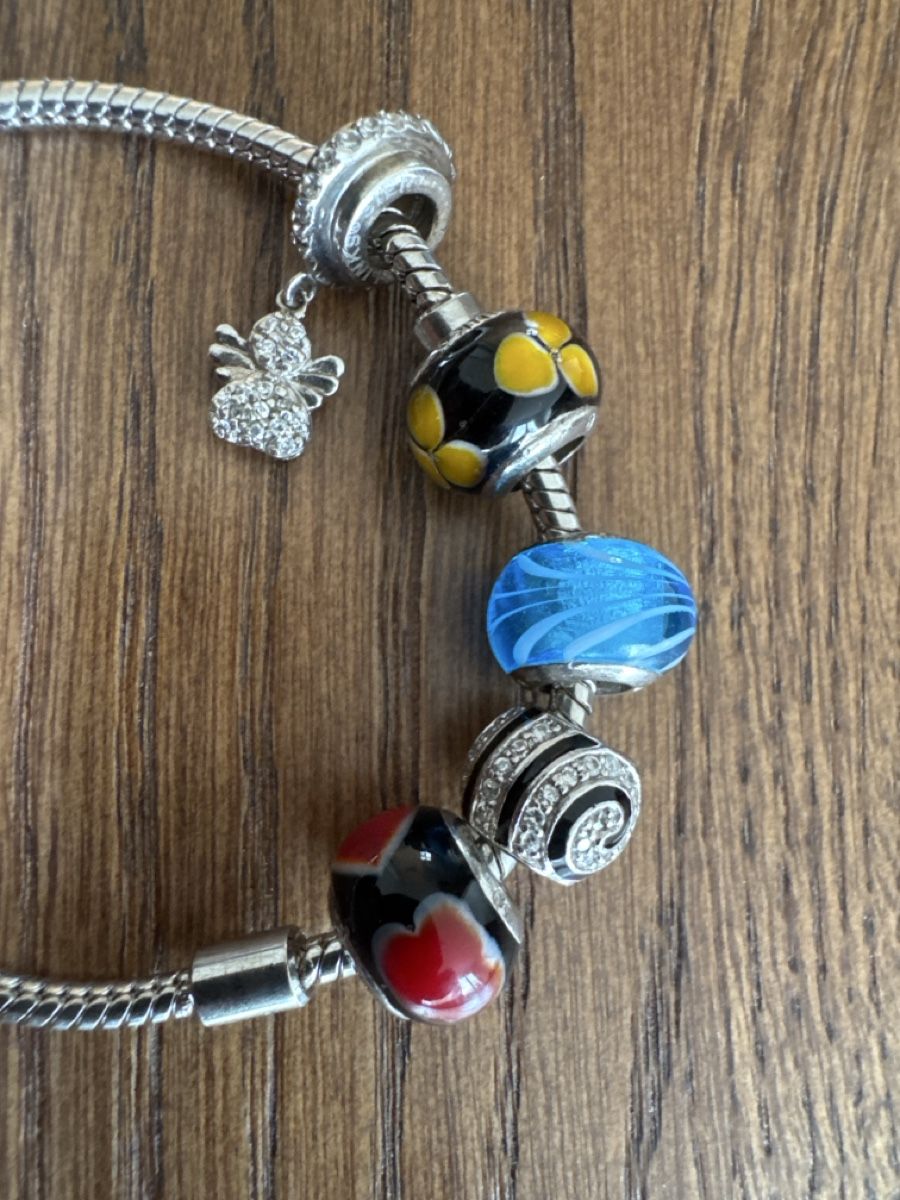 Bracciali & Braccialetti: Charm-Armband mit bunten Glasperlen - Modeschmuck neu – Usato da Rebstein venduto da Agoldis 2