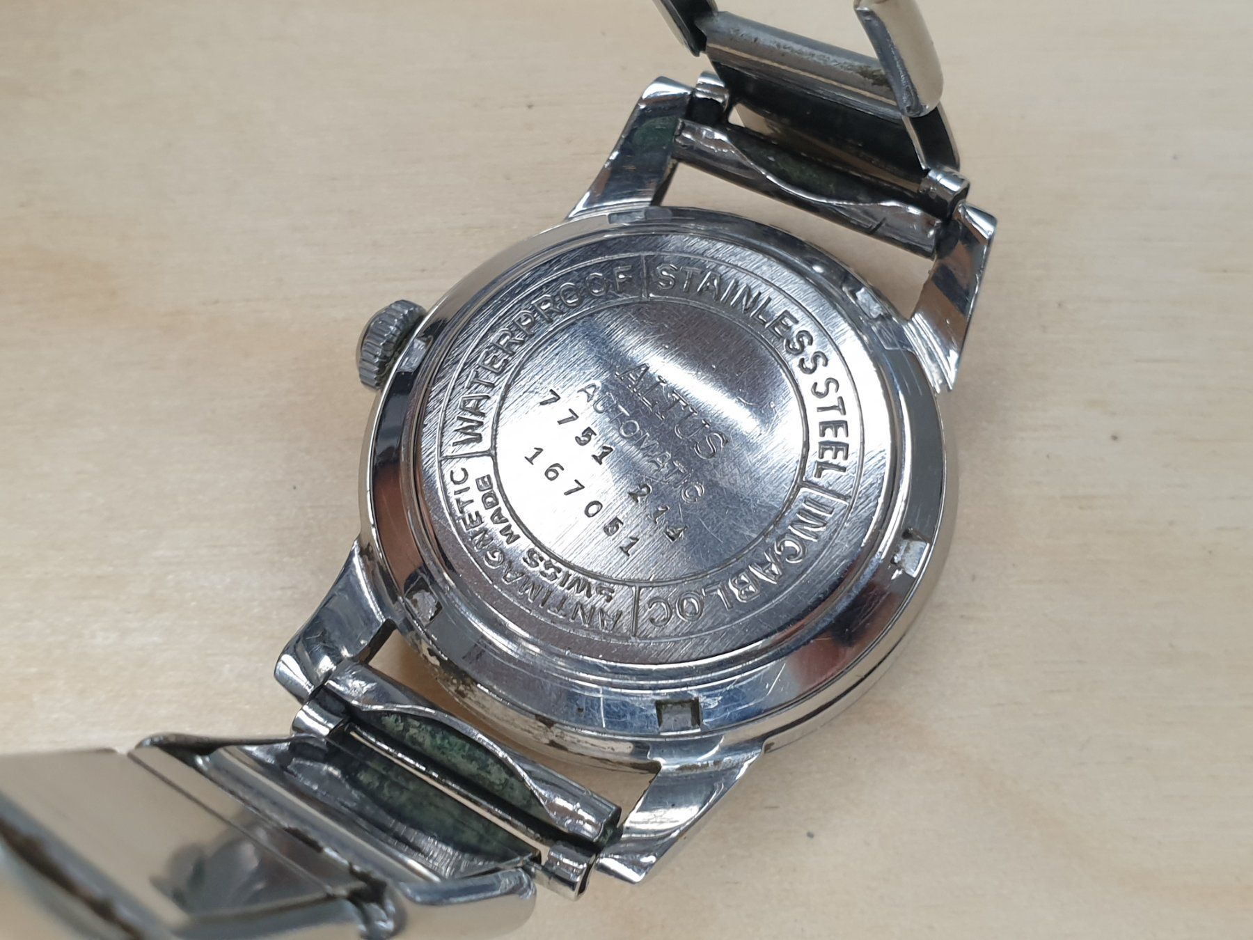 Uhren: Altus 32mm – Gebraucht aus Posieux von Csardas. 3