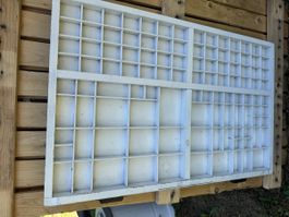 Wooden compartment tray white used 89x56cm