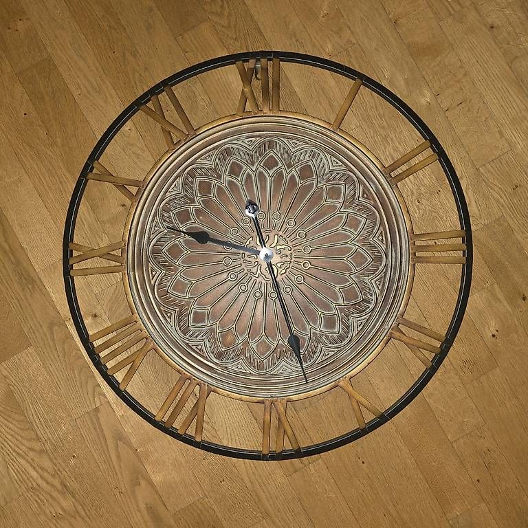Orologi da terra & Orologi da parete: Wanduhr – Usato da Kirchberg BE venduto da sul_lf7x
