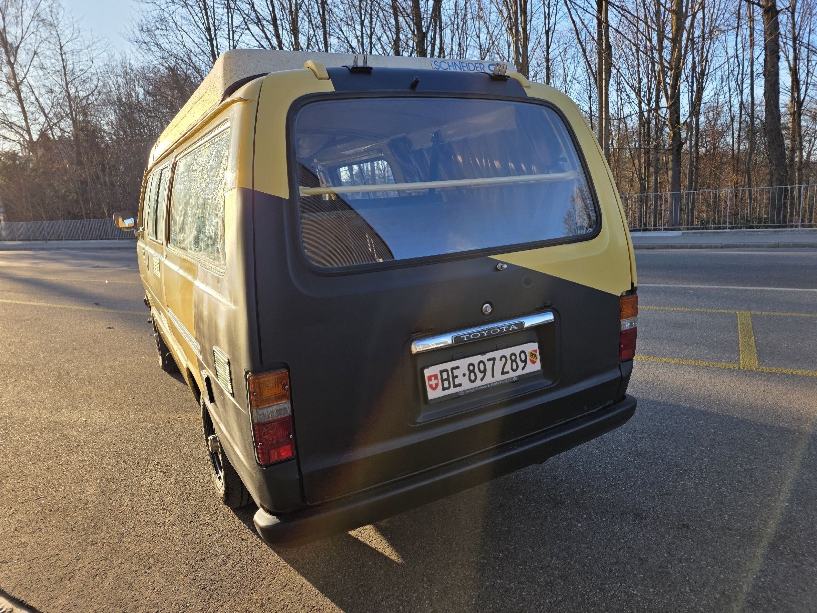 Toyota Autos: Toyota HiAce Campervan mit MFK – D'occasion à Bern par ernesto_wp 3