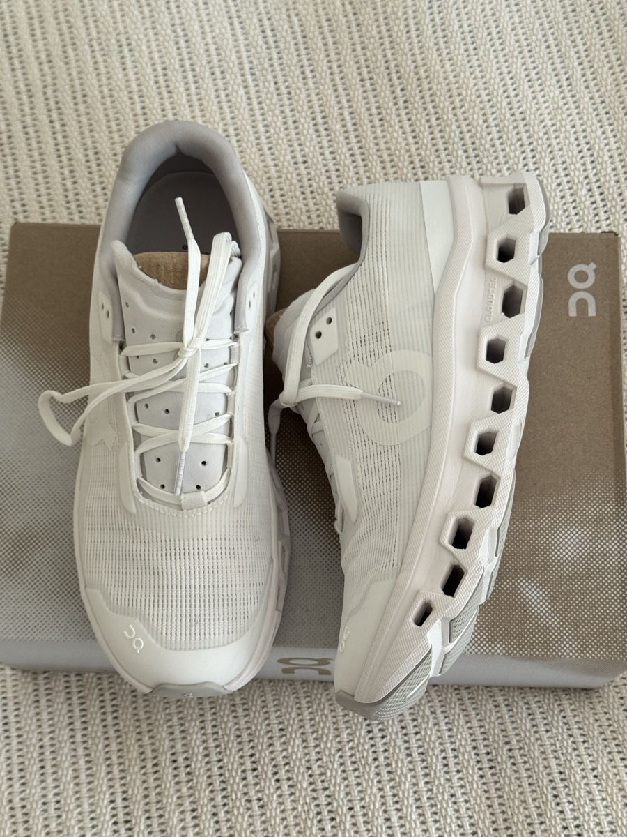 On Damenschuhe: On Cloudmonster Void Damen Schuhe – Neu (gemäss Beschreibung) aus St. Gallen von yul_lfs7 1