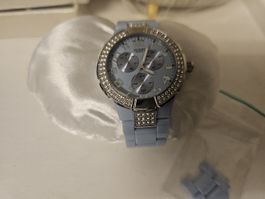 Guess Uhr mit Strass neuwertig hellblau