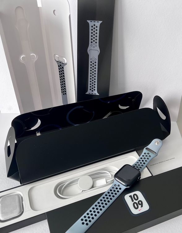 IPhone 2G Edge V1 8Go – Boîte Complète – Très Bel état – Désimlocké – France