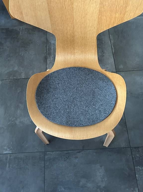 Fritz Hansen Sedie: Stuhl Friz Hansen Grand Prix – Usato da Bellach venduto da jp1_6979 1