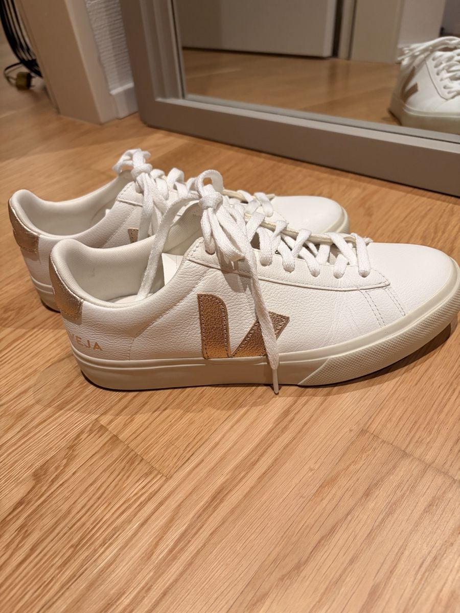 Veja Scarpe da donna: Veja Schuhe Grösse 40 - neuwertig – Nuovo (secondo la descrizione) da Zürich venduto da Sandraastoll 1