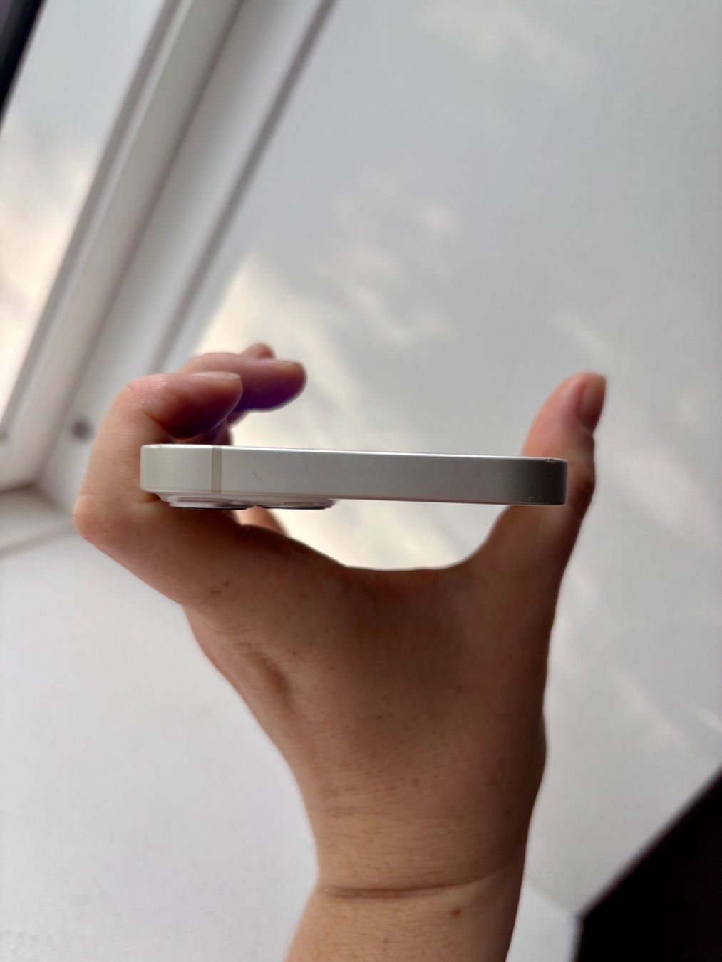 Apple Portables: APPLE iPhone 13 128 GB Weiss Dual SIM – D'occasion à Zürich par lar_v7ks 2