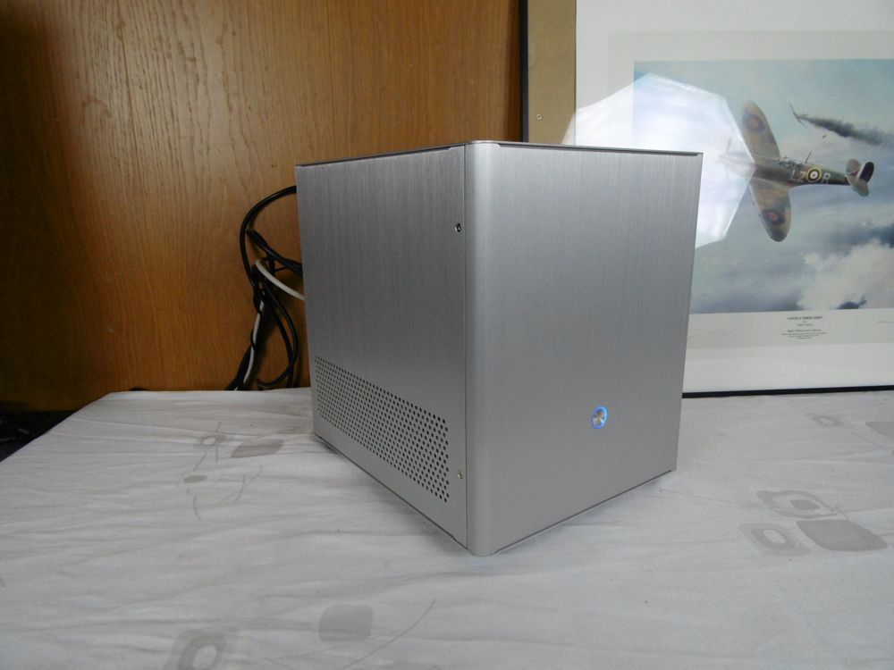 Kompakter Gaming PC aus ALU Ryzen 5 32 GB RAM Windows 11 pro (Neu ...